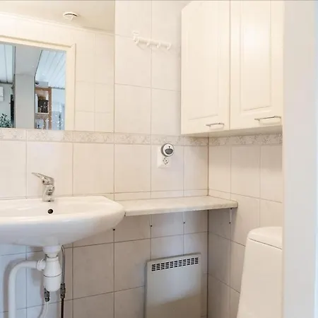 Birch Semesterbostad Peraenne